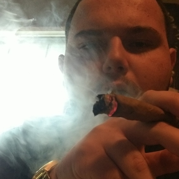 Meet your Posher, Grant - Picture 1 of 1